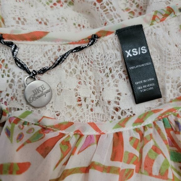 BKE BOUTIQUE Women's Blouse Top Orange White layered back sz XS‎ OVERSIZED flowy - Picture 6 of 6